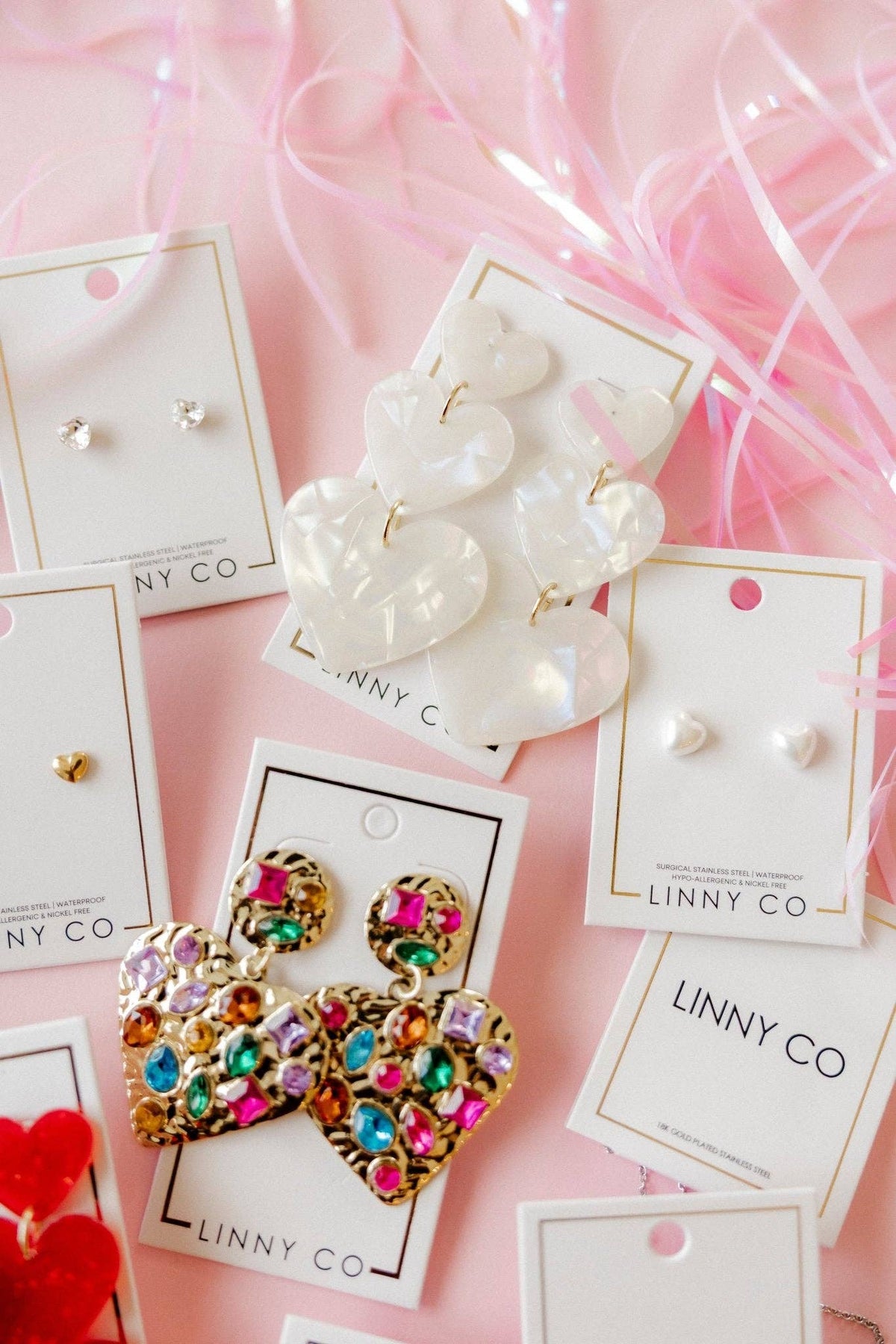 Screwback Stud Earrings Lux - Candy Heart Clear