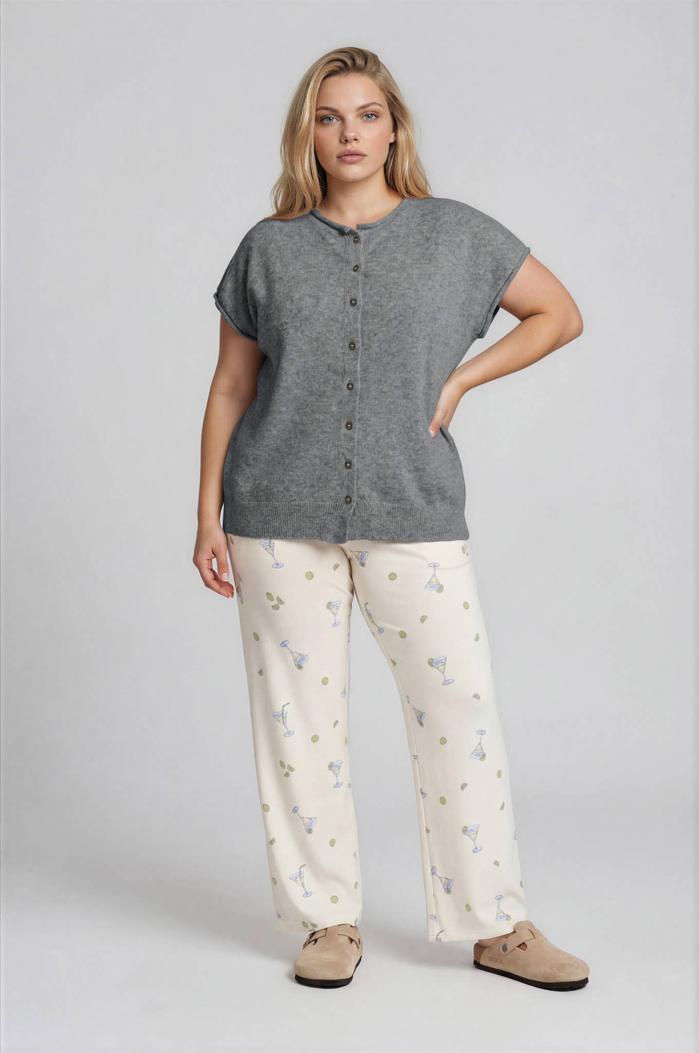 PLUS RAW EDGE SLEEVELESS LIGHTWEIGHT CARDIGAN