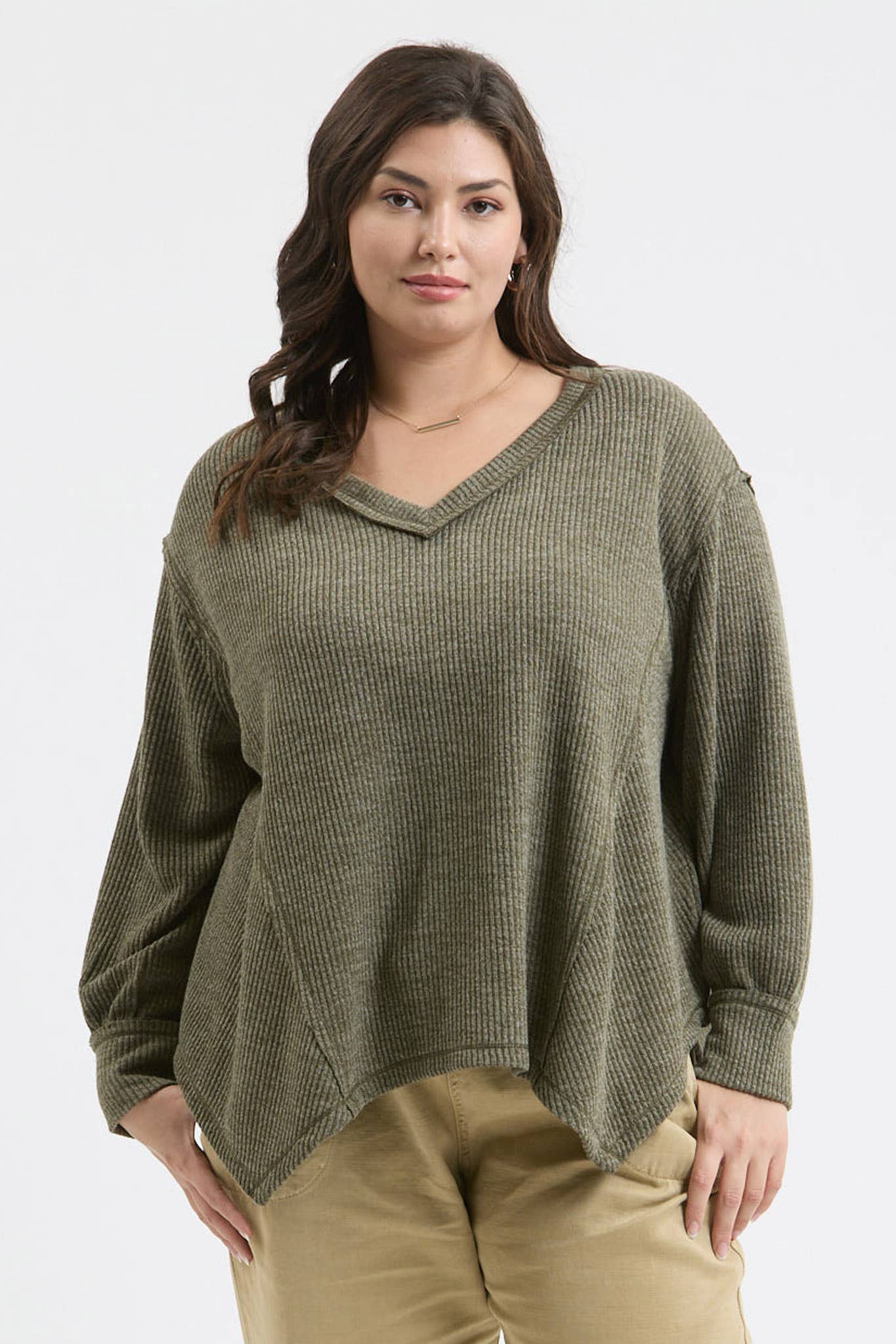 PLUS V NECK ASYMMETRICAL HEM LONG SLEEVE KNIT TOP