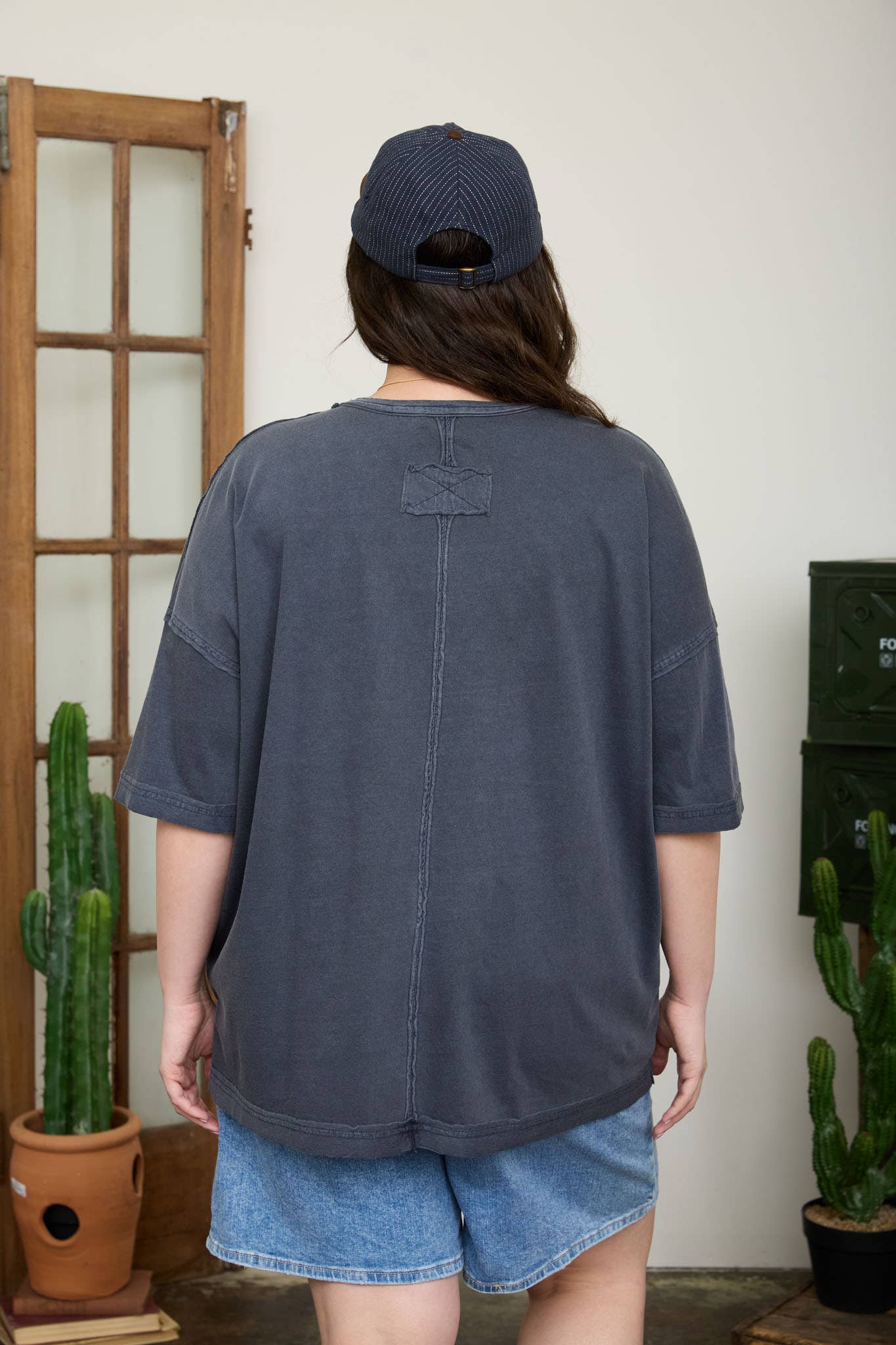 PLUS WASHED EXPOSED SEAM RELAXED KNIT T-SHIRT