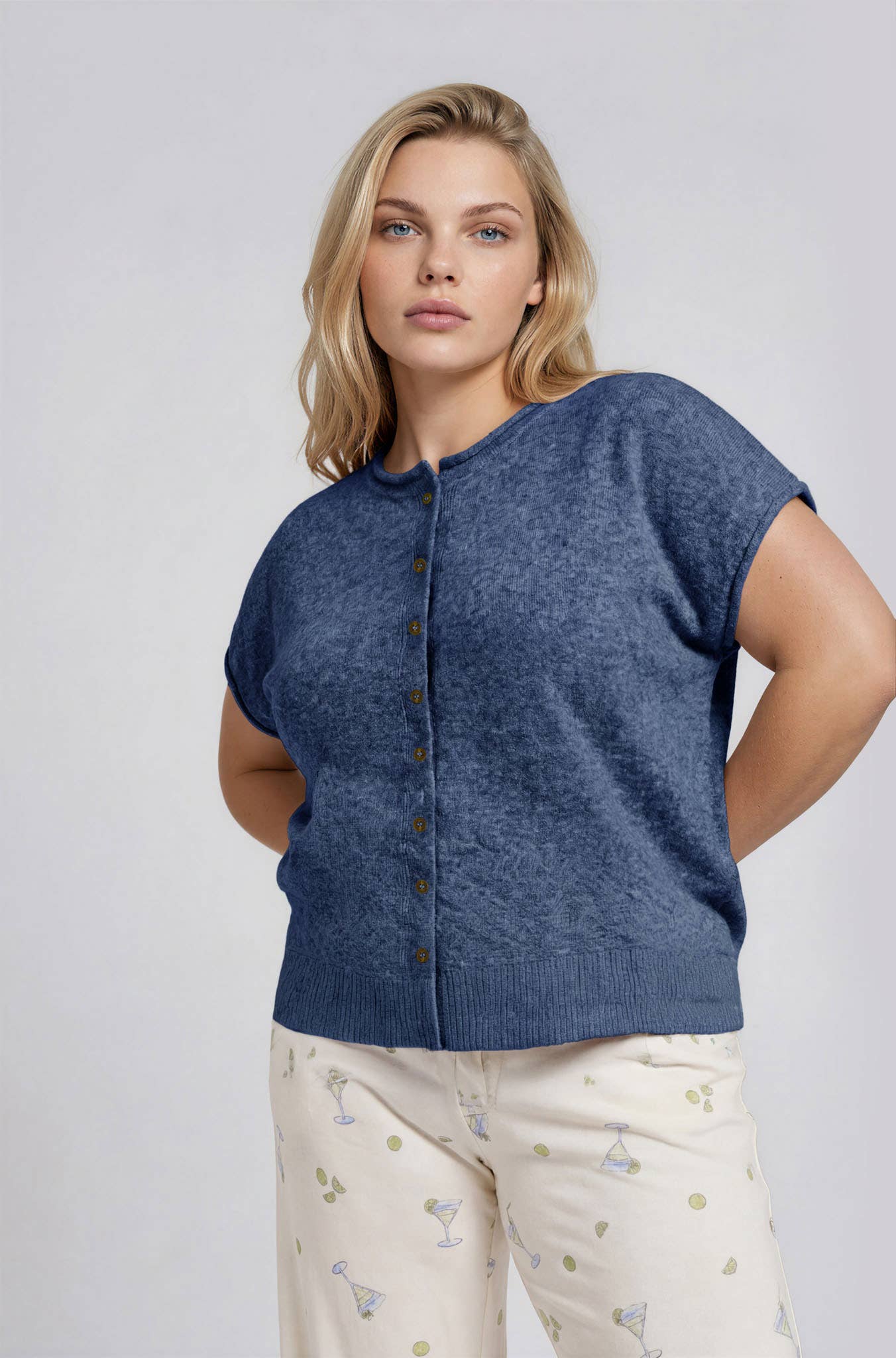 PLUS RAW EDGE SLEEVELESS LIGHTWEIGHT CARDIGAN