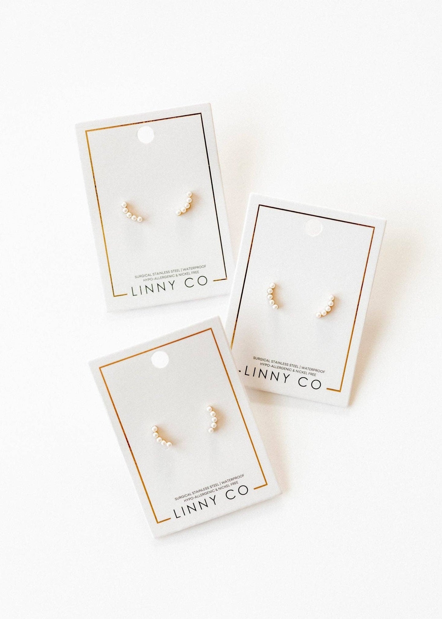 Screwback Stud Earrings - Abigail - Pearl