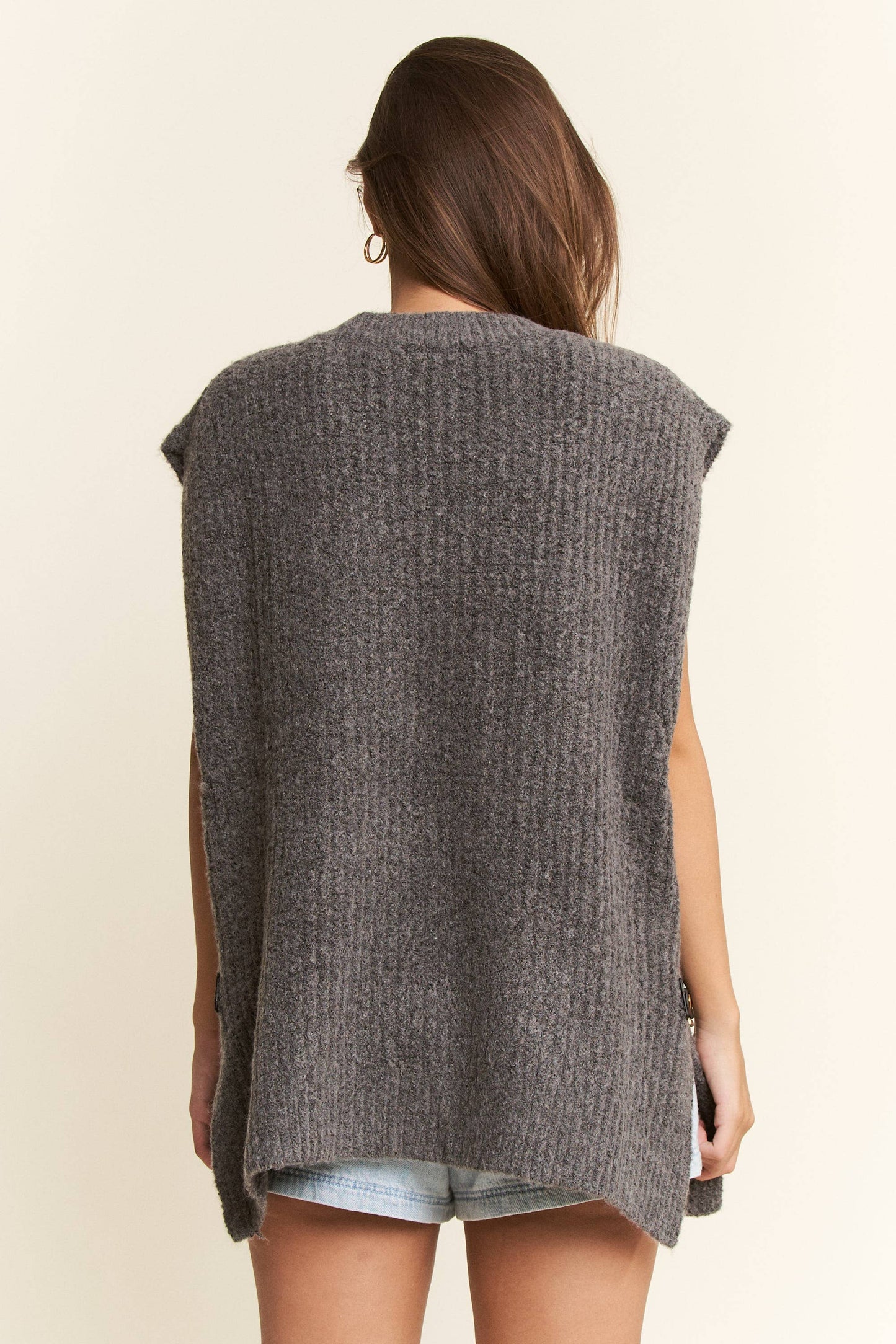 BUCKLED OVERSIZED SWEATER VEST