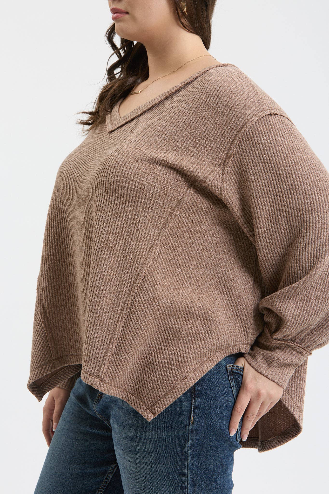 PLUS V NECK ASYMMETRICAL HEM LONG SLEEVE KNIT TOP